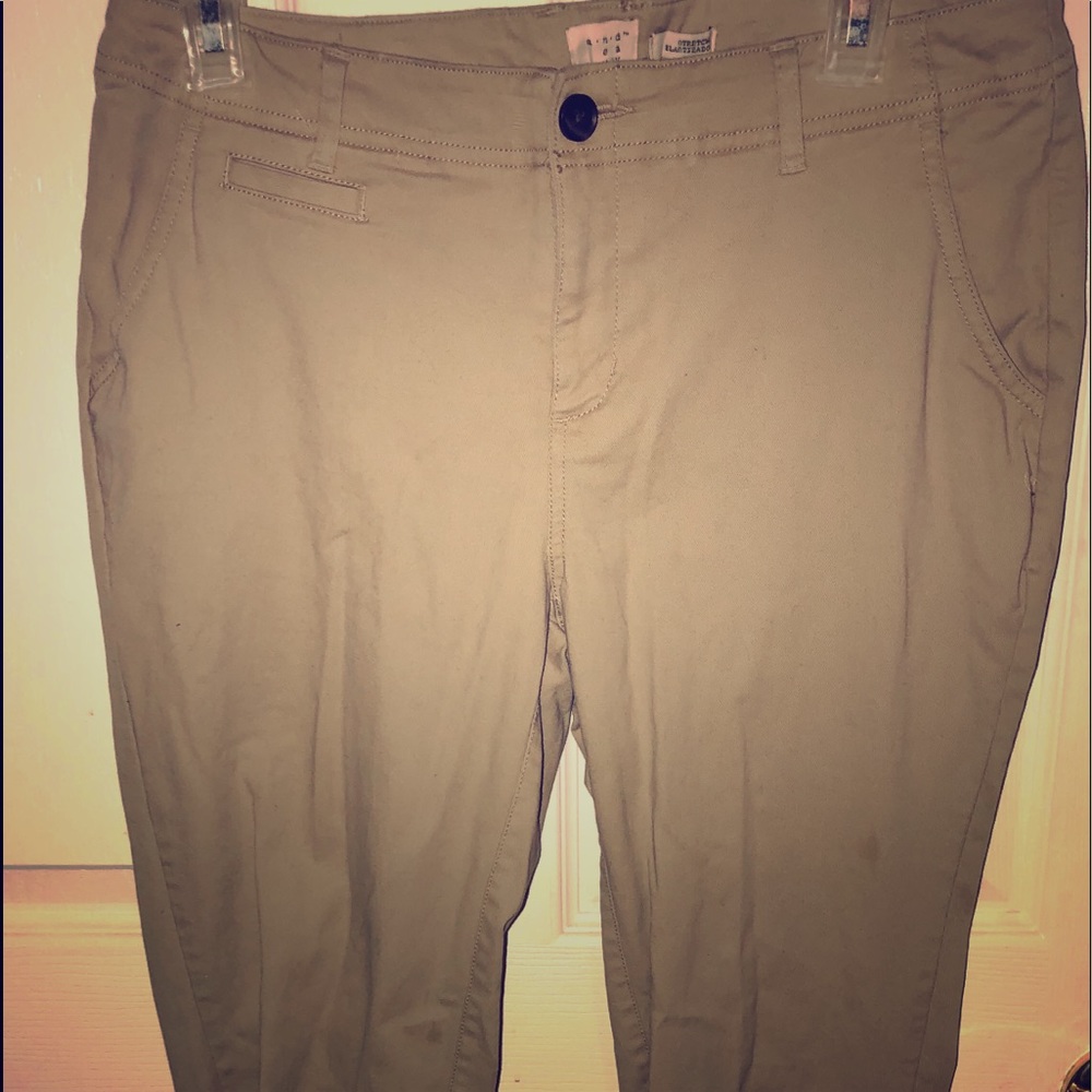 Women’s Kahkis